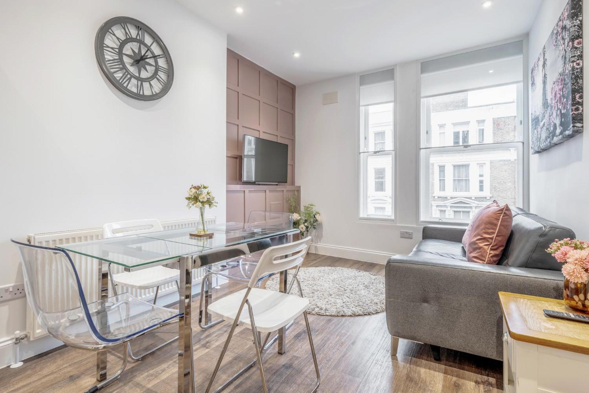 Bright & Modern 2-Bed Notting Hill Apartment ロンドン エクステリア 写真