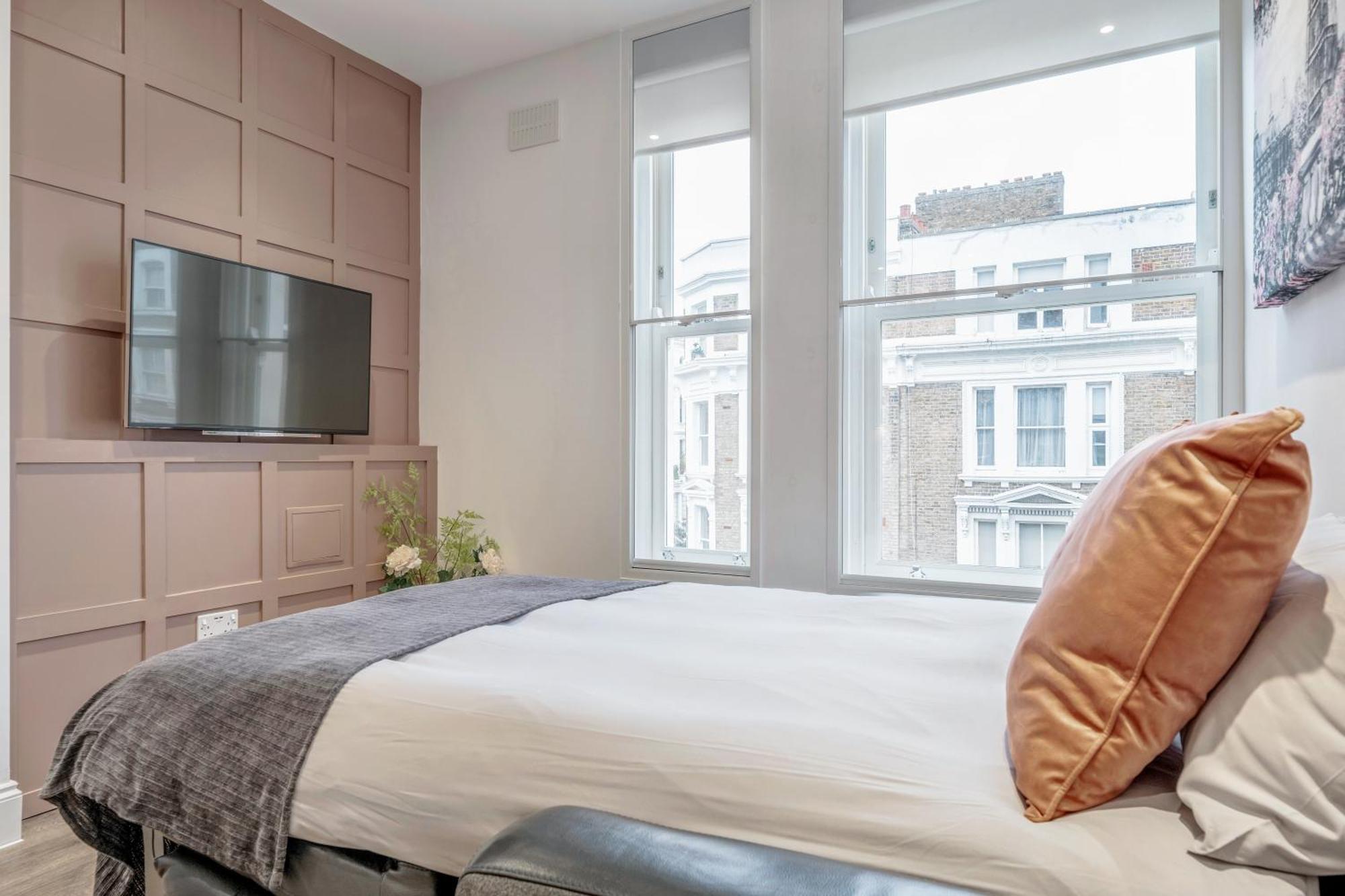 Bright & Modern 2-Bed Notting Hill Apartment ロンドン エクステリア 写真