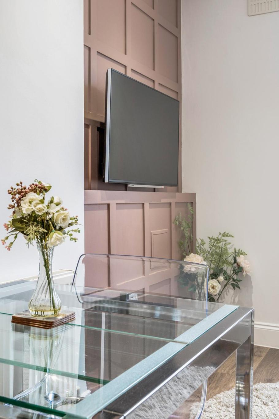 Bright & Modern 2-Bed Notting Hill Apartment ロンドン エクステリア 写真