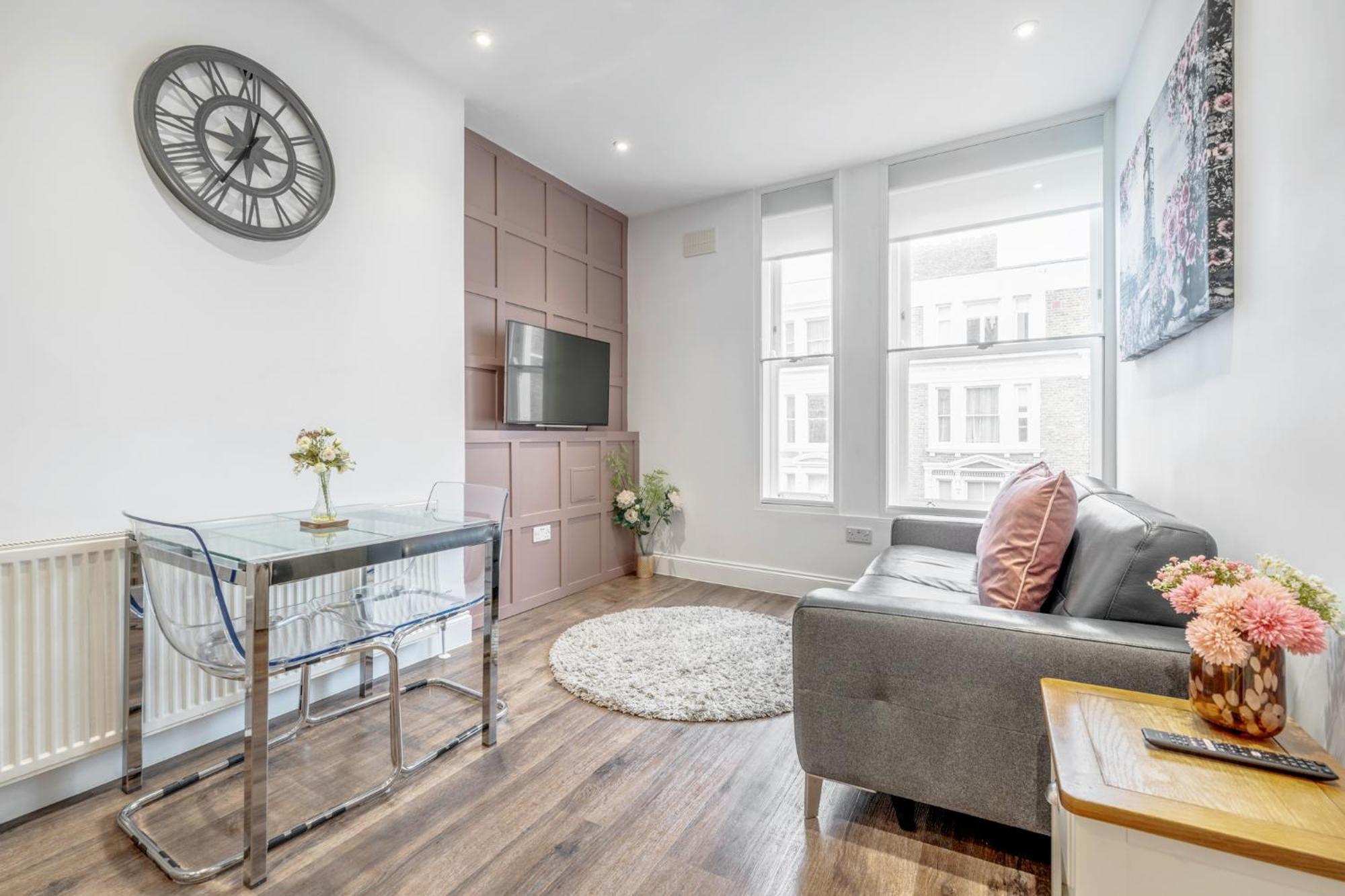 Bright & Modern 2-Bed Notting Hill Apartment ロンドン エクステリア 写真