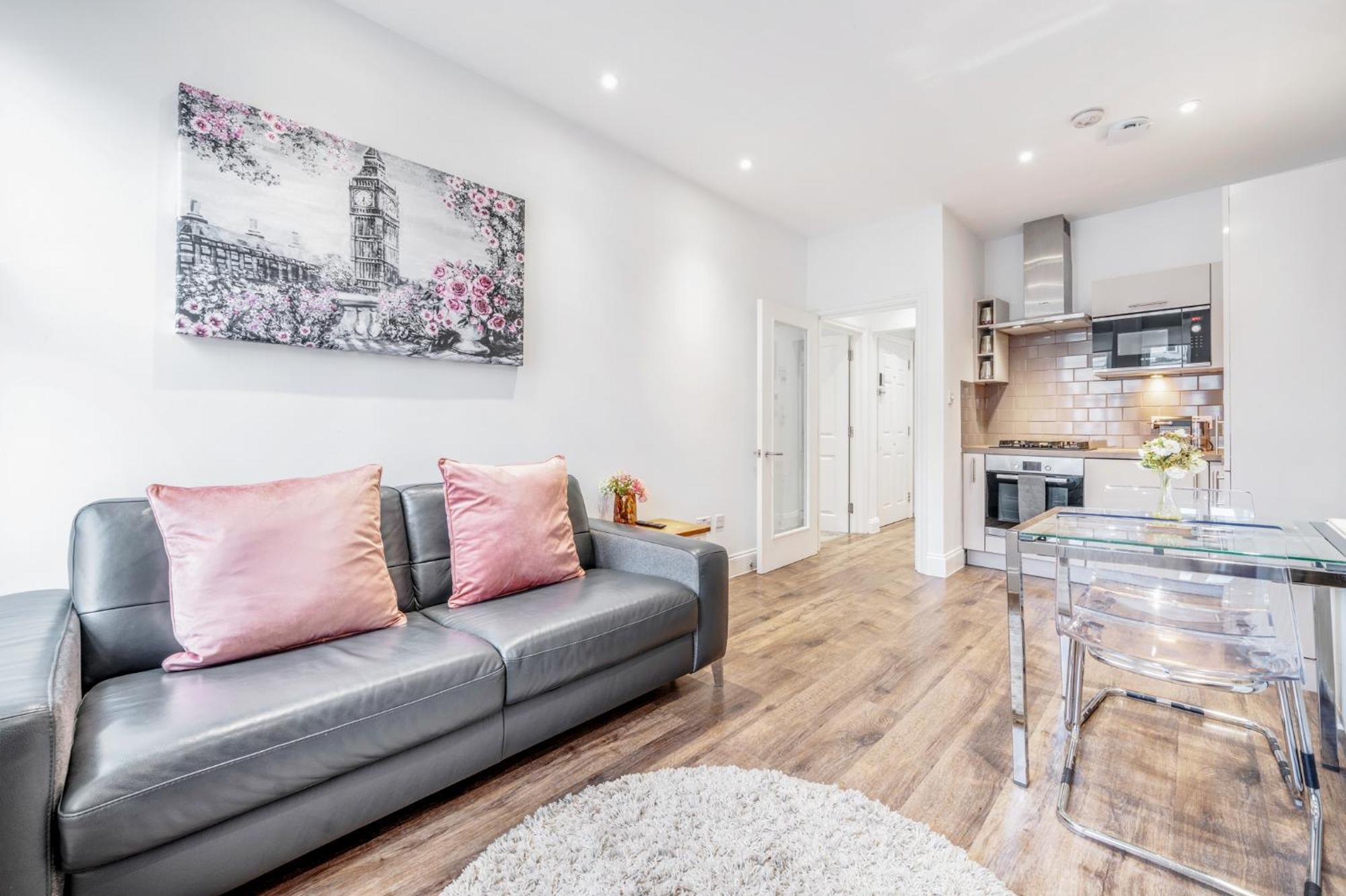 Bright & Modern 2-Bed Notting Hill Apartment ロンドン エクステリア 写真