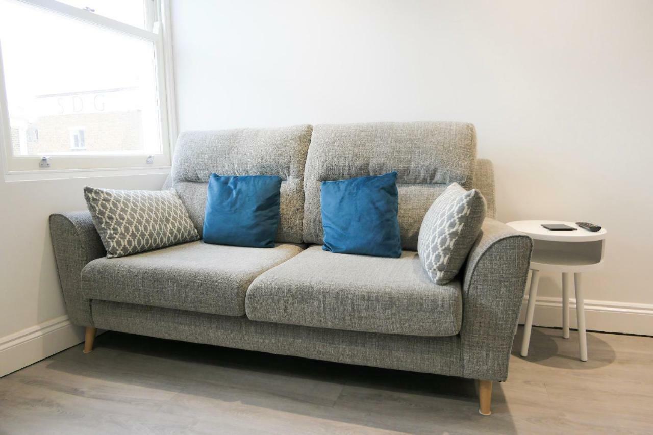 Bright & Modern 2-Bed Notting Hill Apartment ロンドン エクステリア 写真