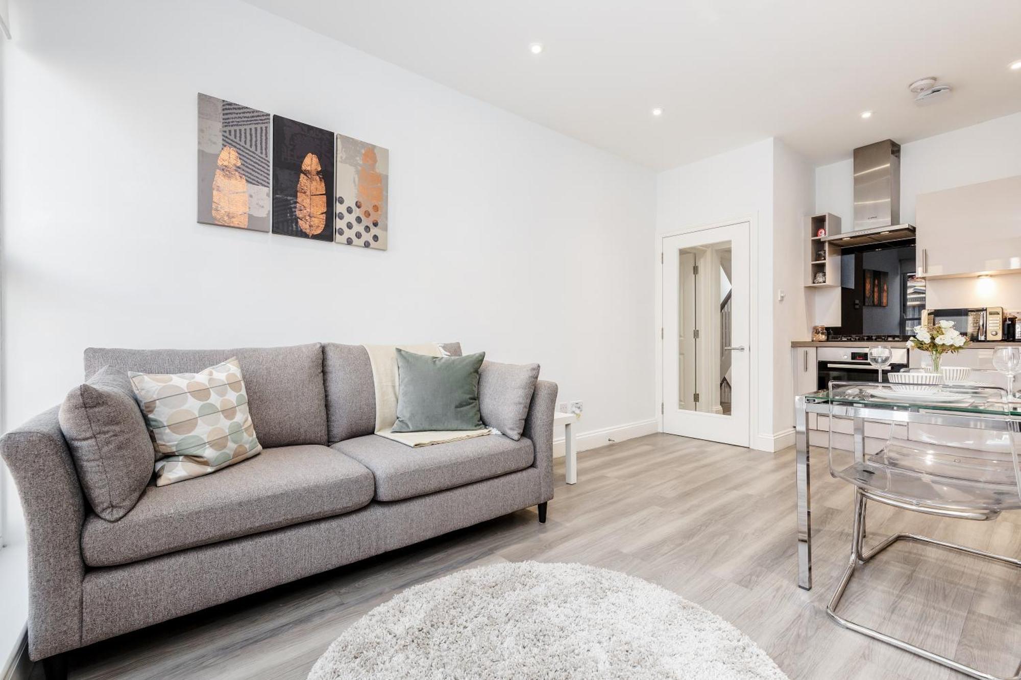 Bright & Modern 2-Bed Notting Hill Apartment ロンドン エクステリア 写真
