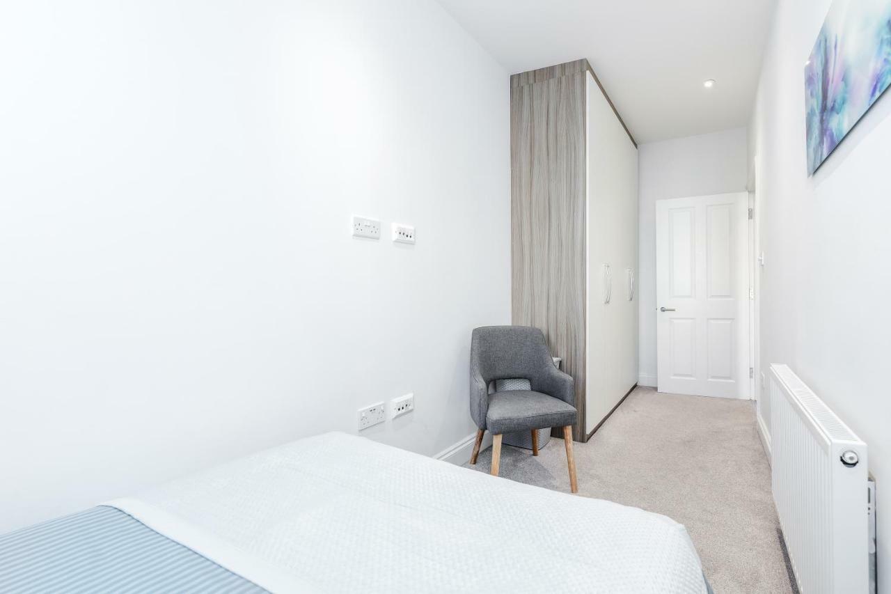 Bright & Modern 2-Bed Notting Hill Apartment ロンドン エクステリア 写真
