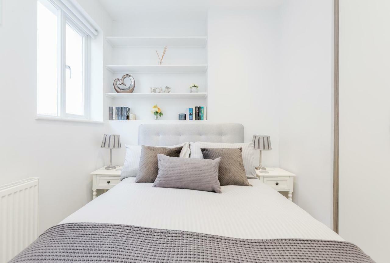 Bright & Modern 2-Bed Notting Hill Apartment ロンドン エクステリア 写真